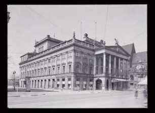 Opernhaus, Breslau: Ansicht von Süden (Negativ zu Inv. Nr. TBS 073,12)