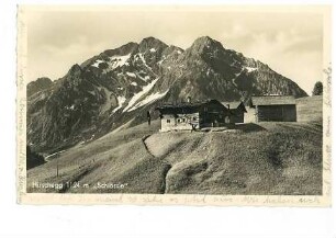 "Schlössle" mit Elferkopf und Zwölferkopf bei Hirschegg