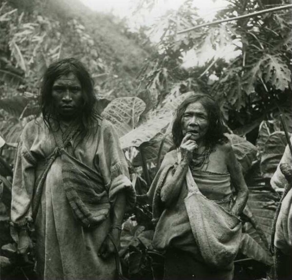 Peyvo, mère et fils région de Donachui