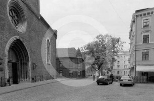 Herderplatz Riga (Herdera laukums) mit Dom und Museum