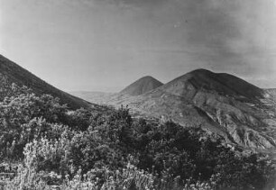 Berglandschaft : Blick über eine Berglandschaft