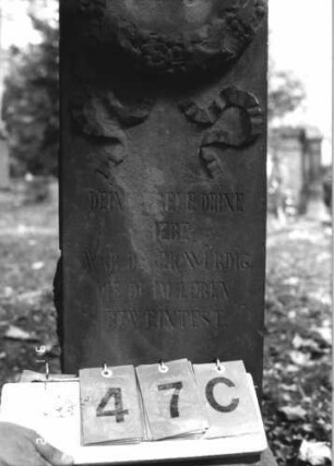 Grabstein 47 [Hahn S. 52f. Grab-Nr. 1574]: Grabstein 47C [Hahn S. 52f. Grab-Nr. 1574]