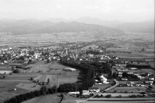 Bad Krozingen: Gesamtbild mit Schwarzwald