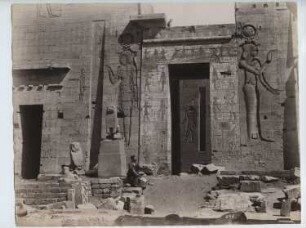 Tempel der Isis, Philae: Ansicht, Zweiter Pylon, Ausschnitt