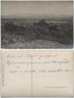Landschaft bei Omaruru mit Berg Etjo, mit handschriftlichen Bemerkungen über den Feldzug von Hauptmann Franke gegen die Herero in Februar 1904