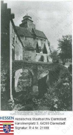 Neustadt im Odenwald, Burg Breuberg / Brückenübergang mit Blick auf die obere Burg