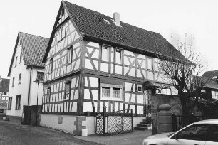 Wohnhaus, Fachwerk; Gelnhausen, Heylstraße 37