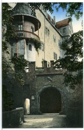 Rochsburg. Eingang zum Schloss