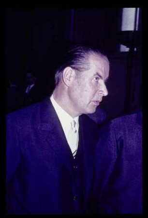 Dr. Gerhard Schroeder 1.7.64.