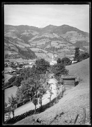 Österreich, St. Johann im Pongau. Blick zum Pongauer Dom