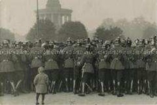 Polizeieinsatz bei der Eröffnung des Reichstages