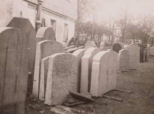 Steinigtwolmsdorf (obersorbisch Wołbramecy), Lagerplatz der Steinschleiferei Rudolf