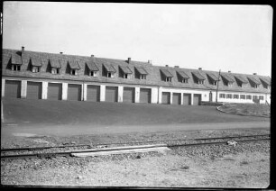 Warburg: Konservenfabrik, Garagen, Frontansicht