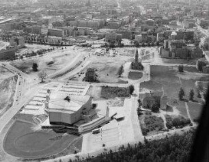 Luftaufnahme, Blick von Norden auf das Kulturforum mit Philharmonie und Matthäikirchplatz. Berlin-Tiergarten, Potsdamer Straße