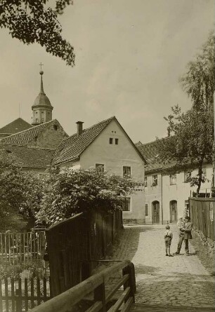 Bischofswerda. Pfarrgasse. Ansicht mit Kirchturm