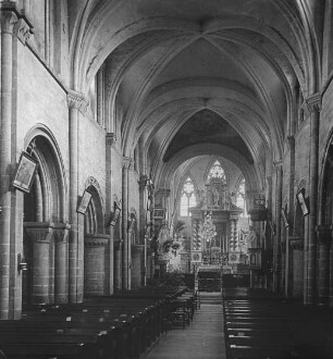 Bernières-sur-Mer, Notre-Dame, Innenansicht, Mittelschiff