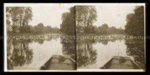 Flusslandschaft mit Boot