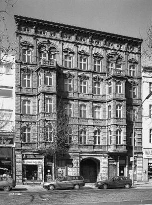 Mietshaus & Gewerbebau; Berlin, Mitte