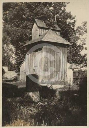 Glockenturm der evangelischen Kirche Zedlitz