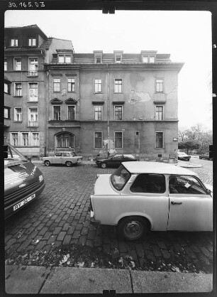 Dresden-Neustadt, Holzhofgasse 9. Wohnhaus (um 1865). Straßenfront (von der Löwenstraße)