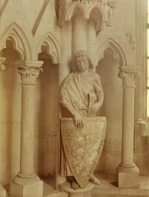 Dom Sankt Peter und Paul. Westchor. Lebensgroße Statue des Stifters Timo von Kistritz (Entstehung vermutlich 1250-1270).