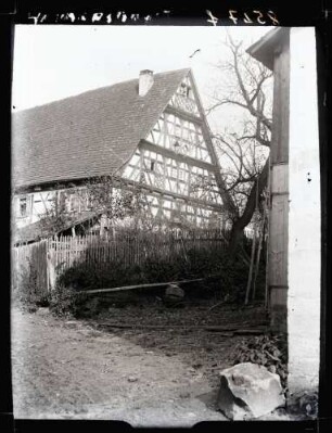 Bauernhaus (Fachwerk) im Biegel 98; Giebel