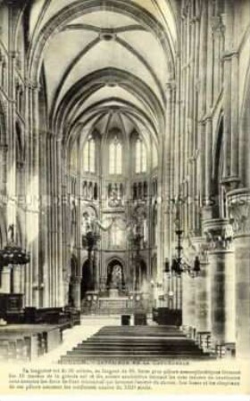 Innenraum der Kathedrale in Mouzon
