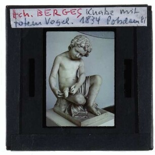 Berges, Knabe mit Vogel
