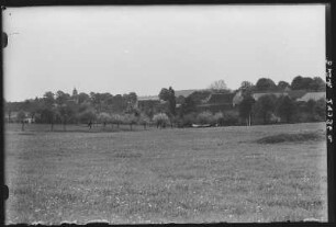 Limbach. Blick auf Limbach, Rittergut und Schule