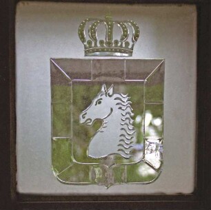 Kreistagssitzungssaal: Fensterfront: Wappen des Kreises Herzogtum Lauenburg