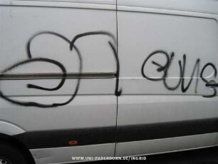 GUNS