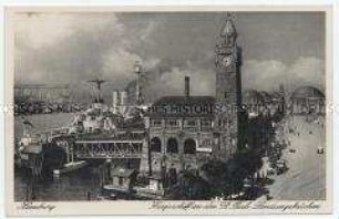 Hamburg, Landungsbrücken mit Kriegsschiff