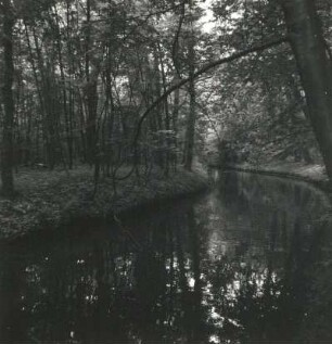 Lübben (Spreewald. Parkanlage "Hain". Schlangengraben. Ansicht von Osten
