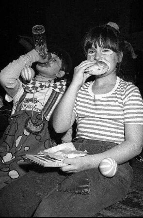 Kindermaskenball in der Gartenhalle, veranstaltet vom Festausschuss Karlsruher Fastnacht FKF