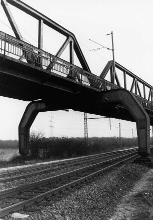 Brücke; Darmstadt, Eisenbahn (Wöhlerweg)
