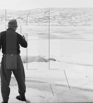 Duvefjord : erlegter Eisbär (Hannes Semkat)