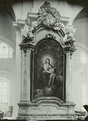 Maria mit Christuskind, den Drachen tötend
