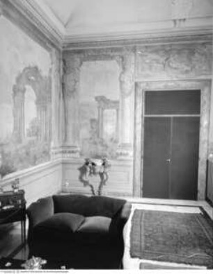 Palazzo Borghese alla Ripetta, Zweites Geschoss