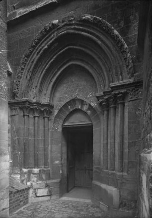 Südliches Westportal