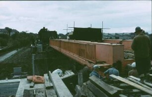 Stuttgart Zuffenhausen Neubau Brücke 2035 Einpassen Brückenträger Bautrupp