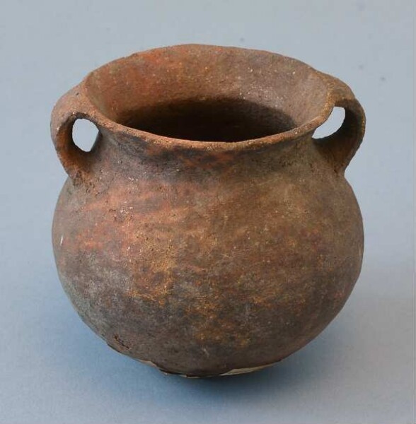 Clay vessel