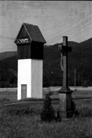 Buchenbach: Umformerstation Buchenbach, mit Kreuz