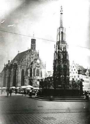 Nürnberg, Blick über den Hauptmarkt