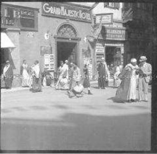 Belebtes Geschäftsviertel in Casablanca, Marokko