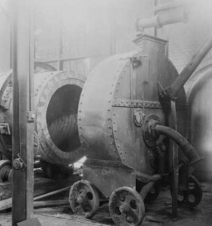 Drehrohrofen mit abgeschobenem Kopf : Technikgeschichte | Technologie | Zement-Fabrikation