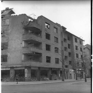 Negativ: Ruine, Wartburgstraße 25, 1950