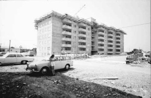 Freiburg; [Betzenhausen-]Bischofslinde: Altenwohnblock Uhlenhuthstraße