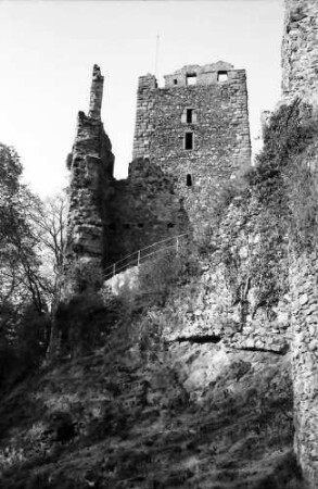 Waldkirch: Kastelburg; Ruine vom Burgplatz
