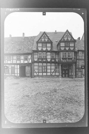 Quedlinburg, Schloßberg 12. Klopstock-Haus (Geburtshaus des Dichters Friedrich Gottlieb Klopstock; um 1570). Straßenfront