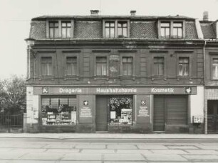 Dresden-Trachau, Leipziger Straße 163. Wohnhaus (um 1890) mit Drogerie
